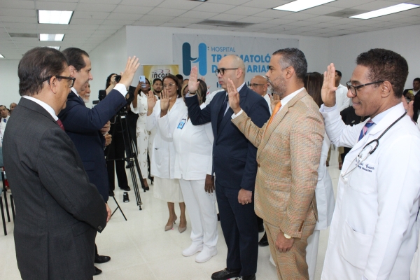 Ney Arias Lora destaca avances en sus primeros 100 d&iacute;as de gesti&oacute;n bajo direcci&oacute;n del doctor V&iacute;ctor Rosario
